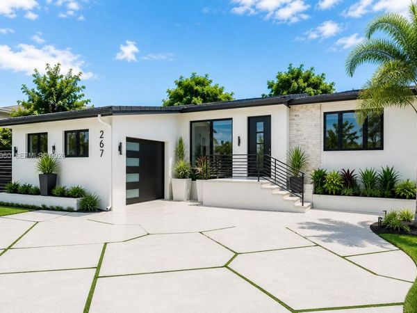 267 E 56th St , Hialeah, FL 33013