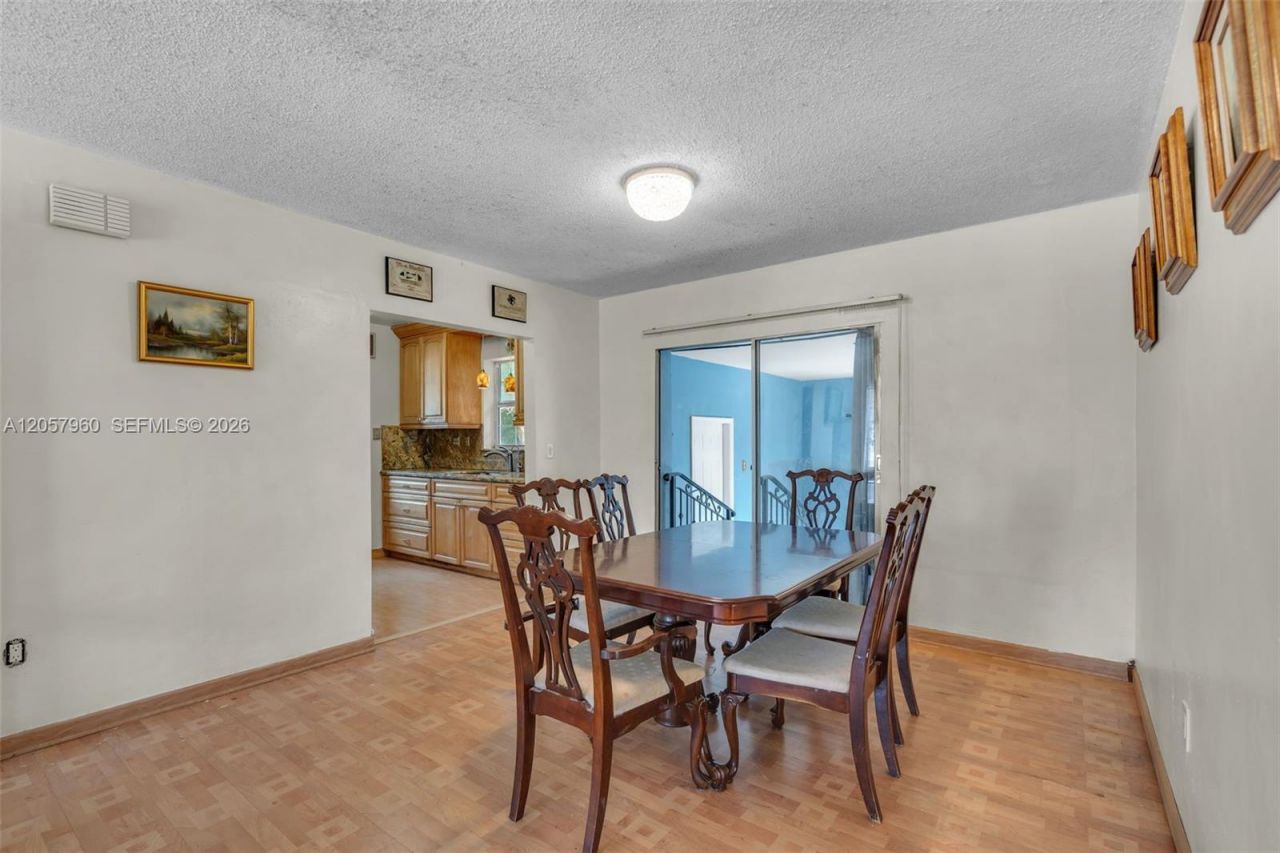 267 E 56th St, Hialeah, FL 33013 Photo