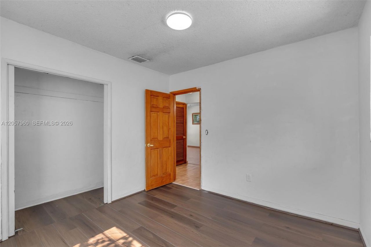 267 E 56th St, Hialeah, FL 33013 Photo