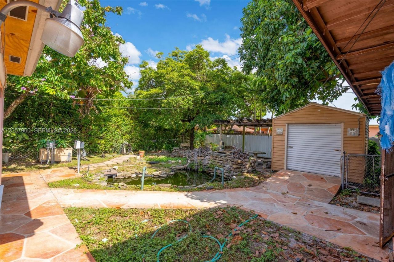 267 E 56th St, Hialeah, FL 33013 Photo