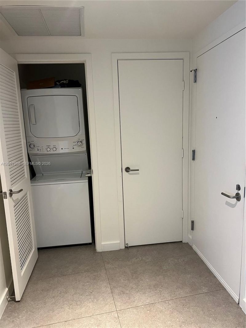 1100 S Miami Ave , Unit 2910, Miami, FL 33130 Photo