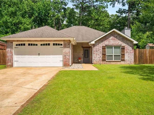 122 WILDWOOD Drive, Pineville, LA 71360