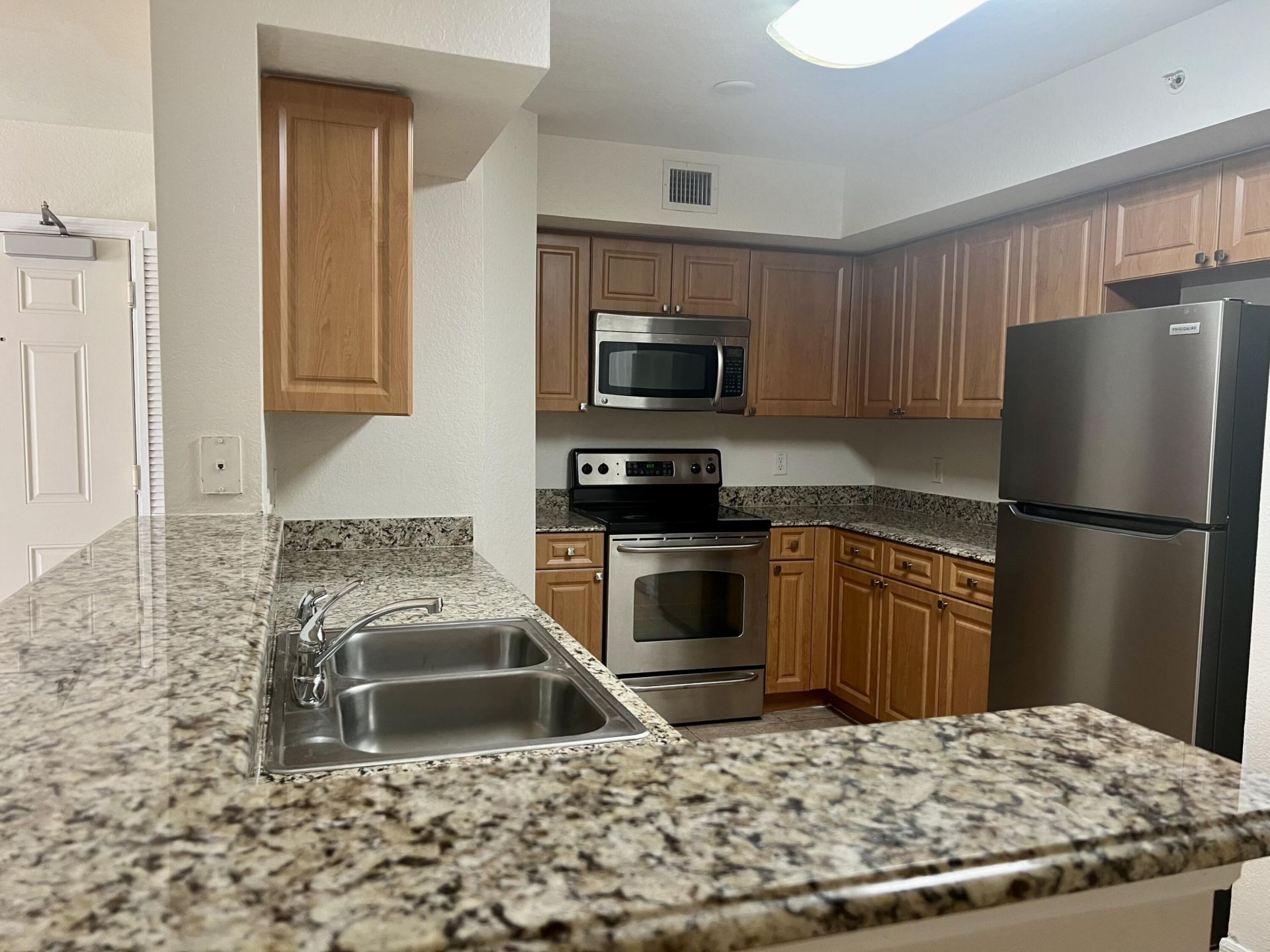 6760 Heritage Grande, Unit 6302, Boynton Beach, FL 33437 Photo