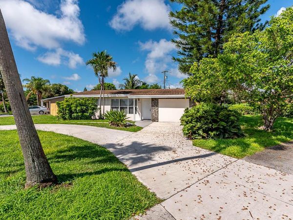 314 E Gateway Boulevard, Boynton Beach, FL 33435
