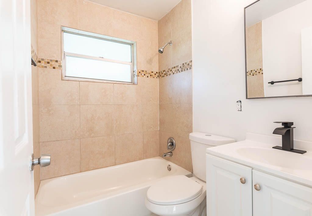 314 E Gateway Boulevard, Boynton Beach, FL 33435 Photo