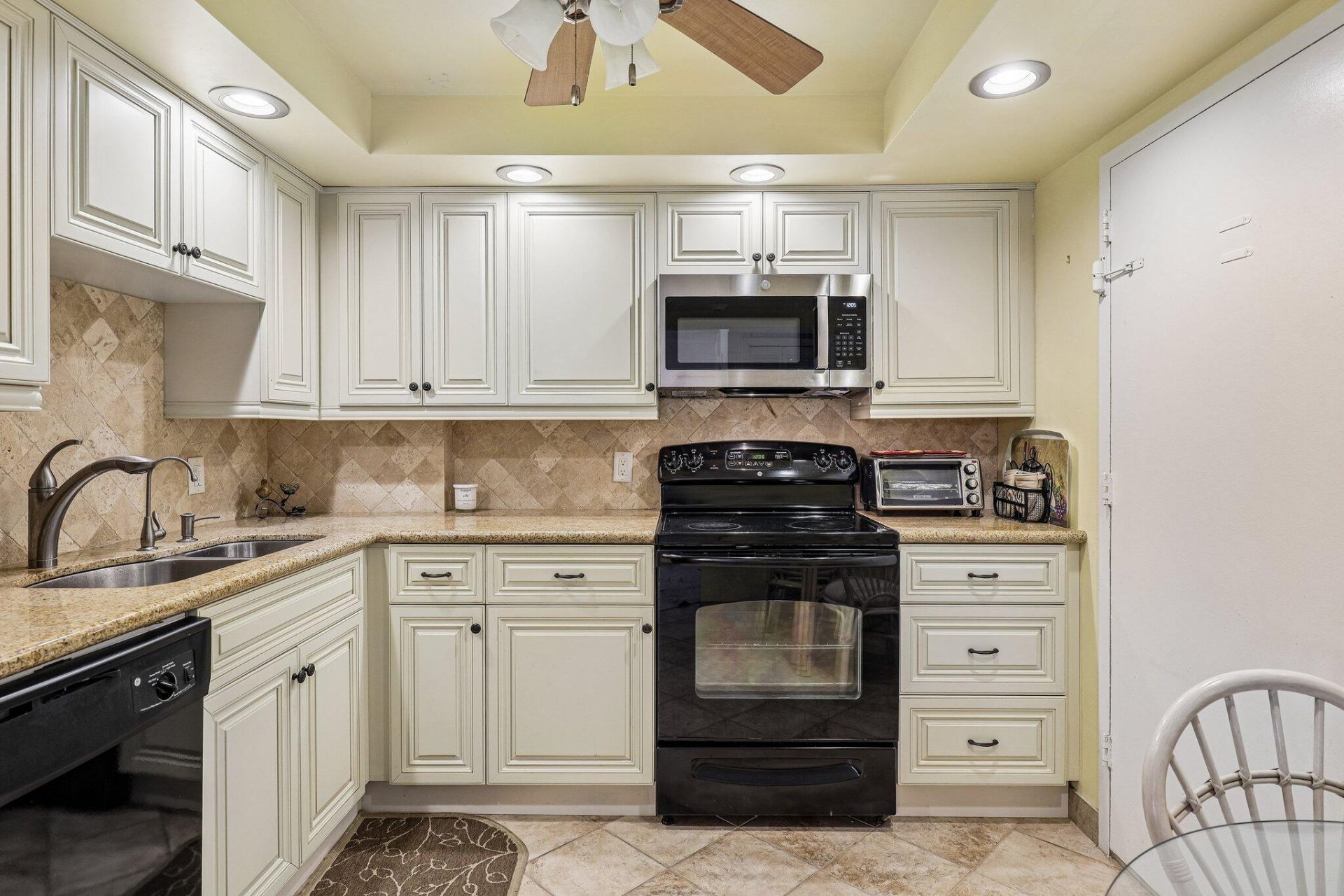 2000 S Ocean Boulevard, Unit 3L, Lauderdale by the Sea, FL 33062 Photo