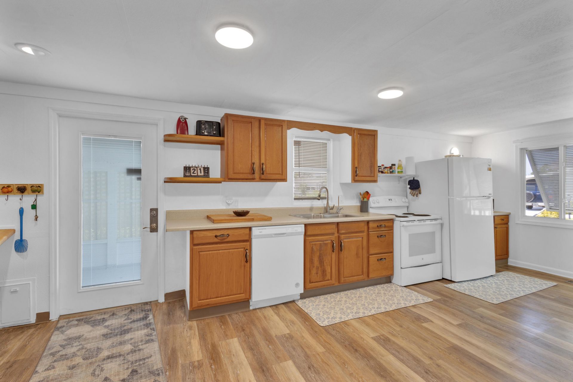 140 NE Pinelake Village Boulevard, Jensen Beach, FL 34957 Photo