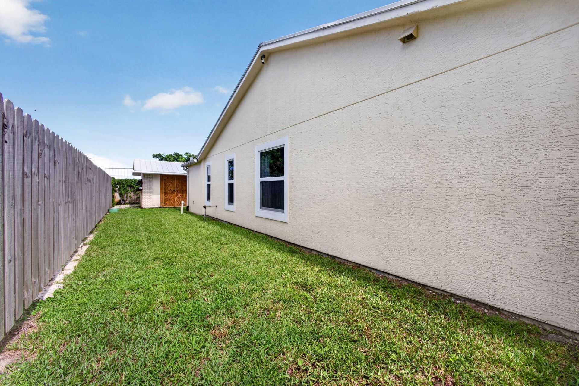 5673 SE Inez Avenue, Stuart, FL 34997 Photo