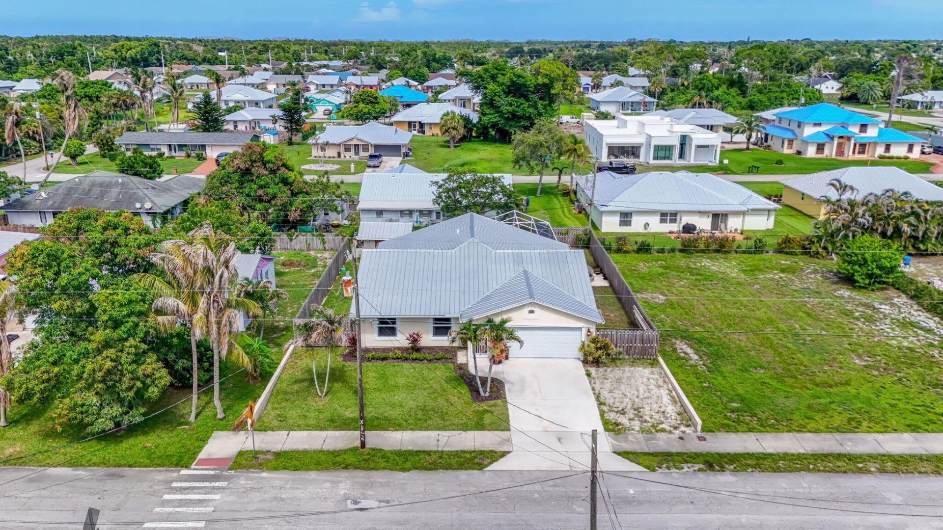 5673 SE Inez Avenue, Stuart, FL 34997 Photo