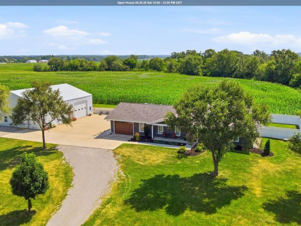 1594 Broad Street, Keosauqua, IA 52565