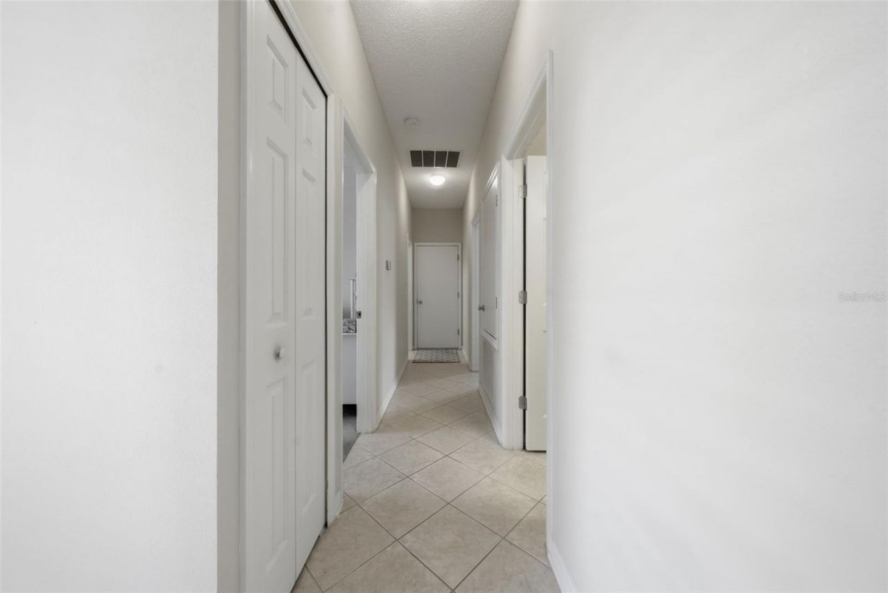 9076 Saint Andrews Way , Mount Dora, FL 32757 Photo