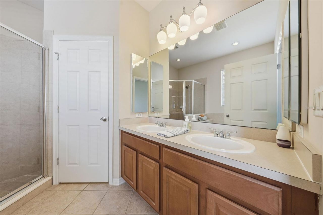 9076 Saint Andrews Way , Mount Dora, FL 32757 Photo