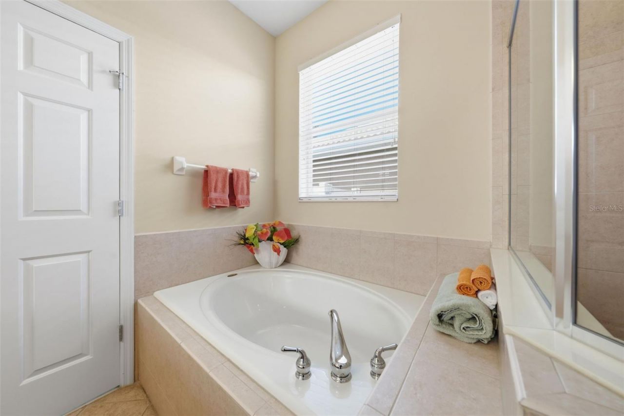 9076 Saint Andrews Way , Mount Dora, FL 32757 Photo