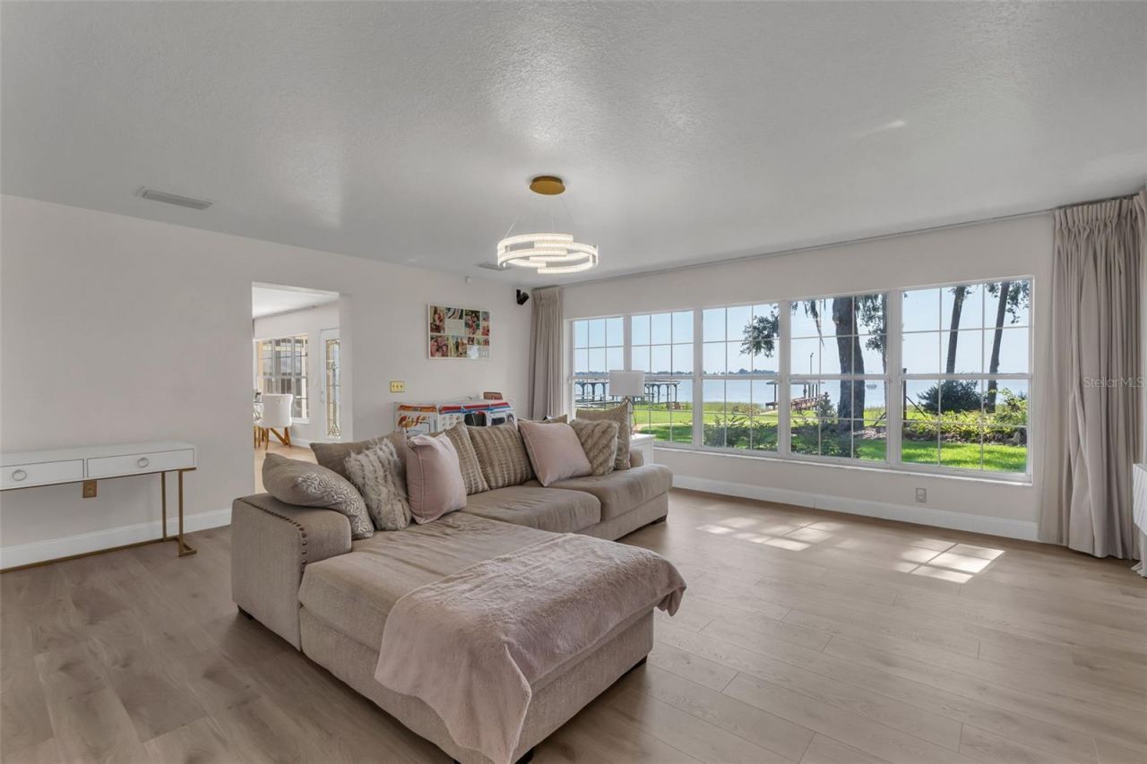 606 N Shore Drive, Leesburg, FL 34748 Photo