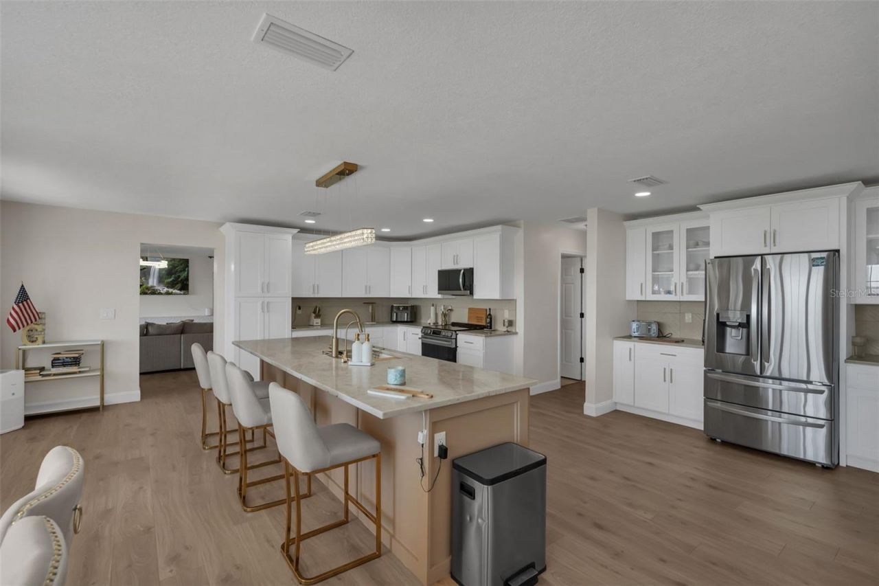 606 N Shore Drive, Leesburg, FL 34748 Photo