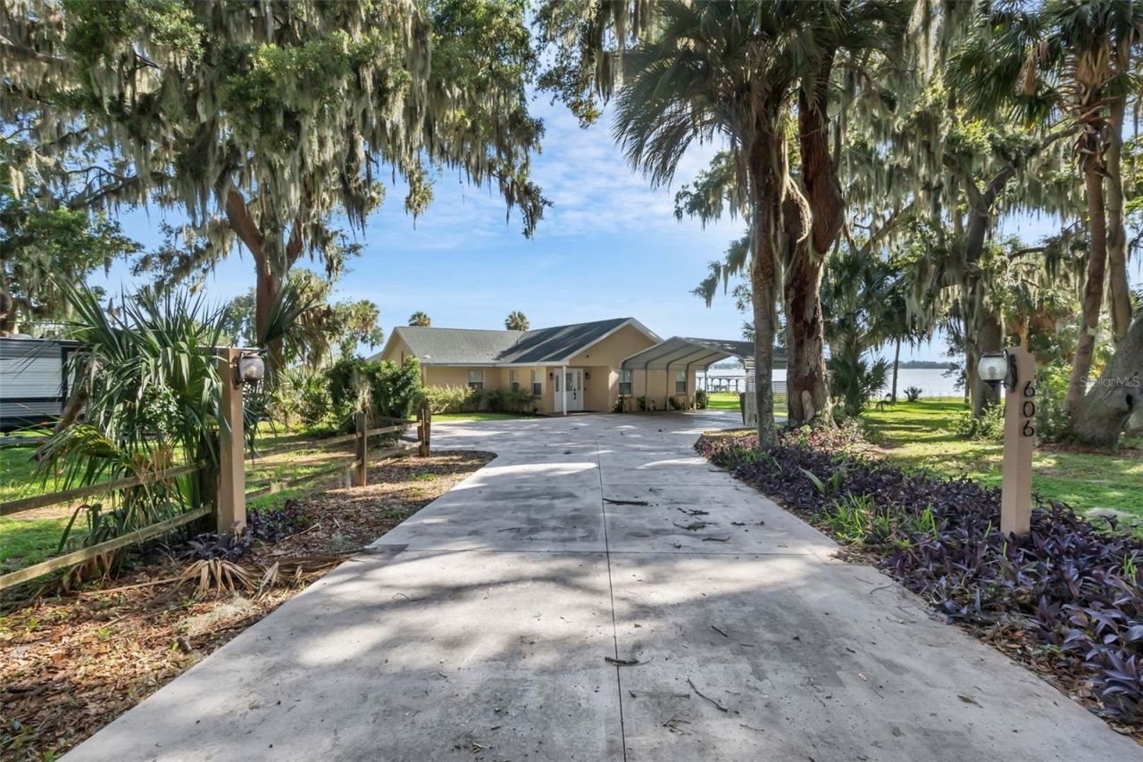 606 N Shore Drive, Leesburg, FL 34748 Photo