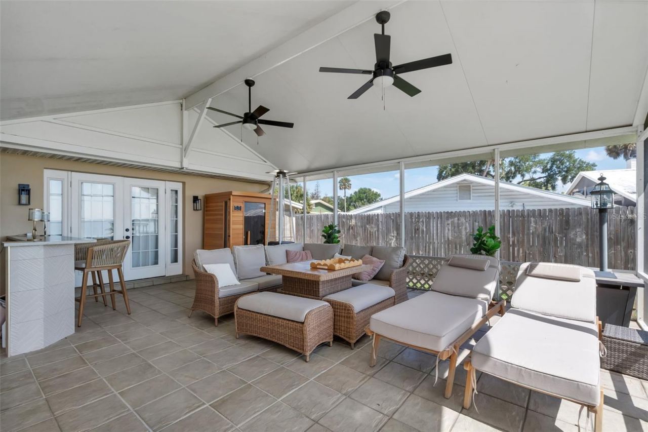 606 N Shore Drive, Leesburg, FL 34748 Photo