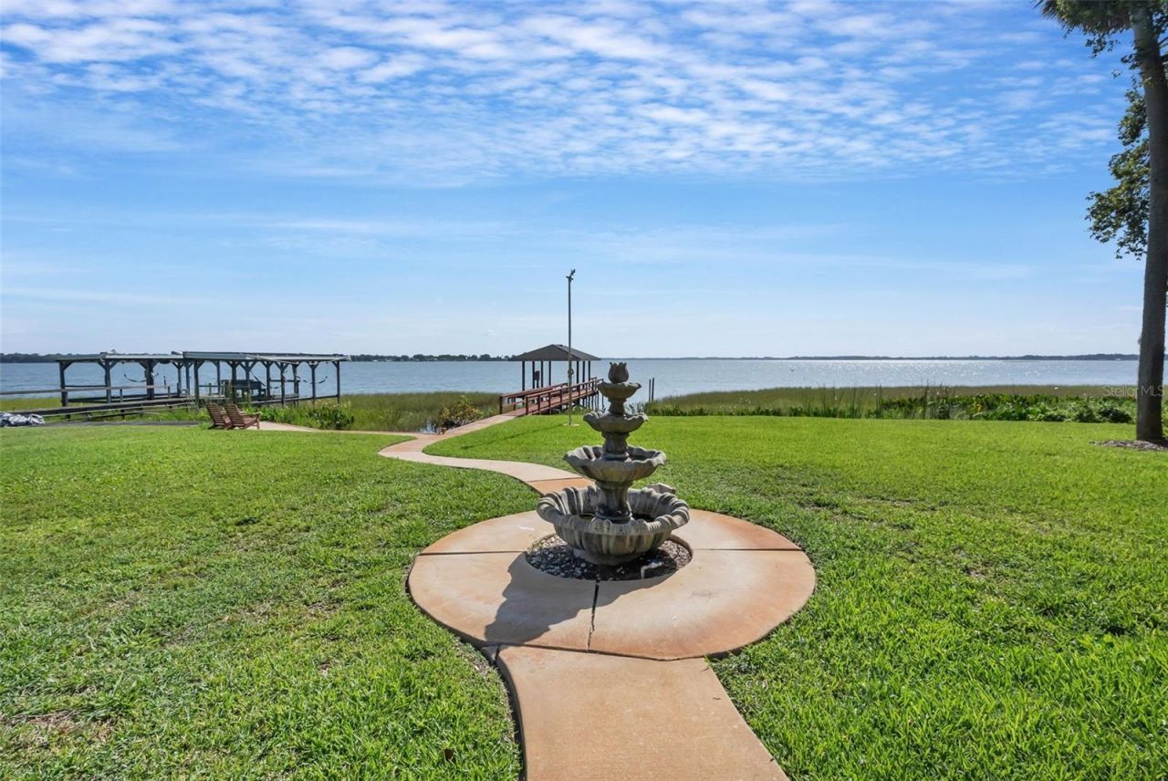 606 N Shore Drive, Leesburg, FL 34748 Photo