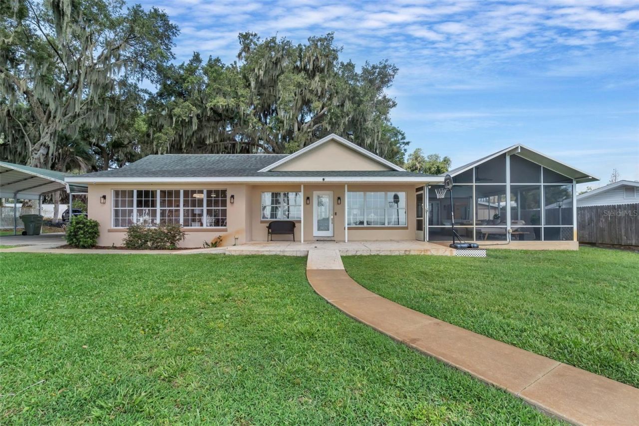 606 N Shore Drive, Leesburg, FL 34748 Photo