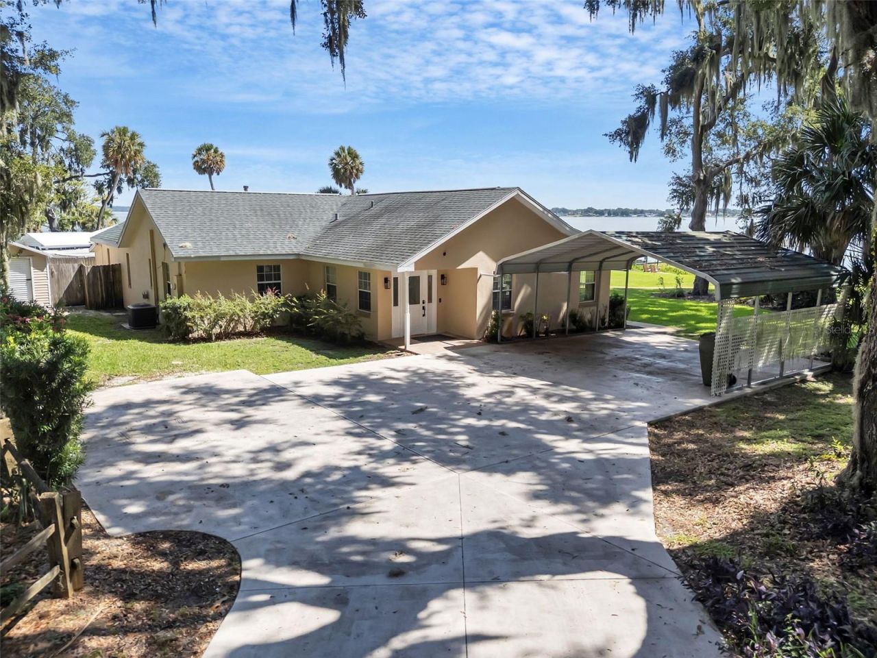 606 N Shore Drive, Leesburg, FL 34748 Photo