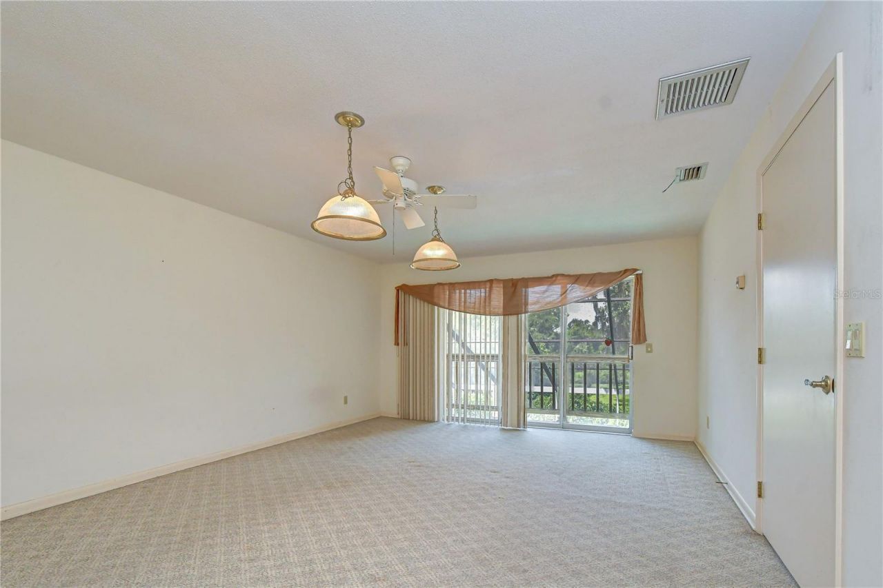 914 S Miller Road, Valrico, FL 33594 Photo