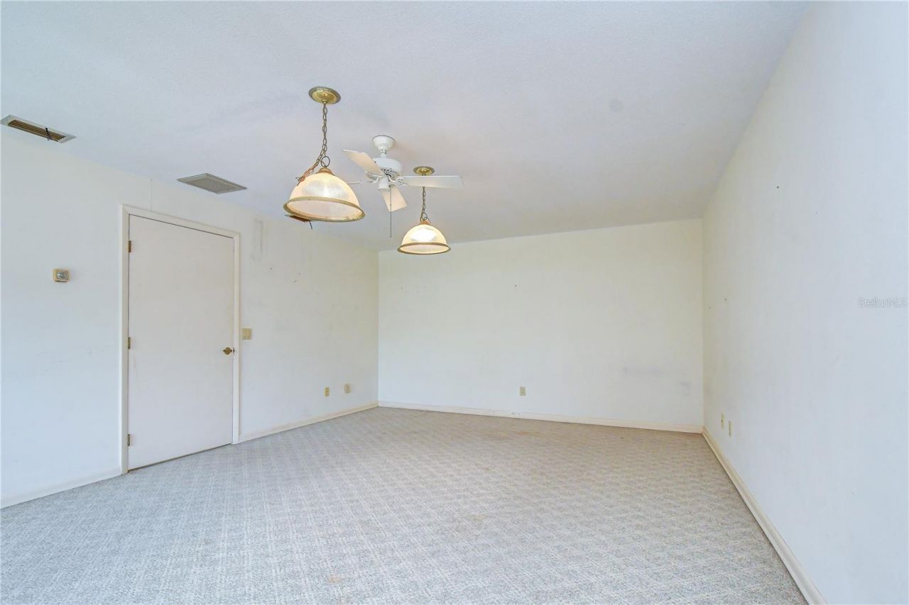 914 S Miller Road, Valrico, FL 33594 Photo