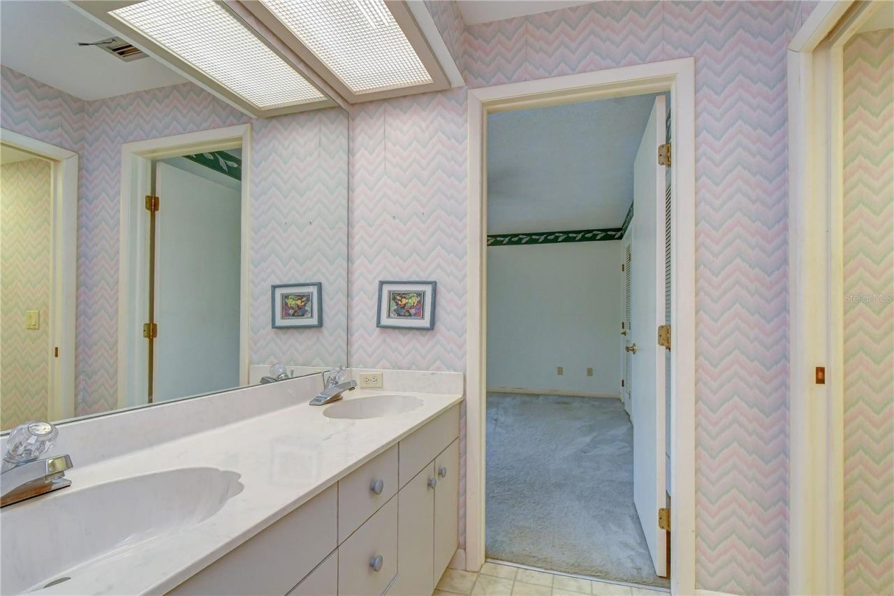 914 S Miller Road, Valrico, FL 33594 Photo