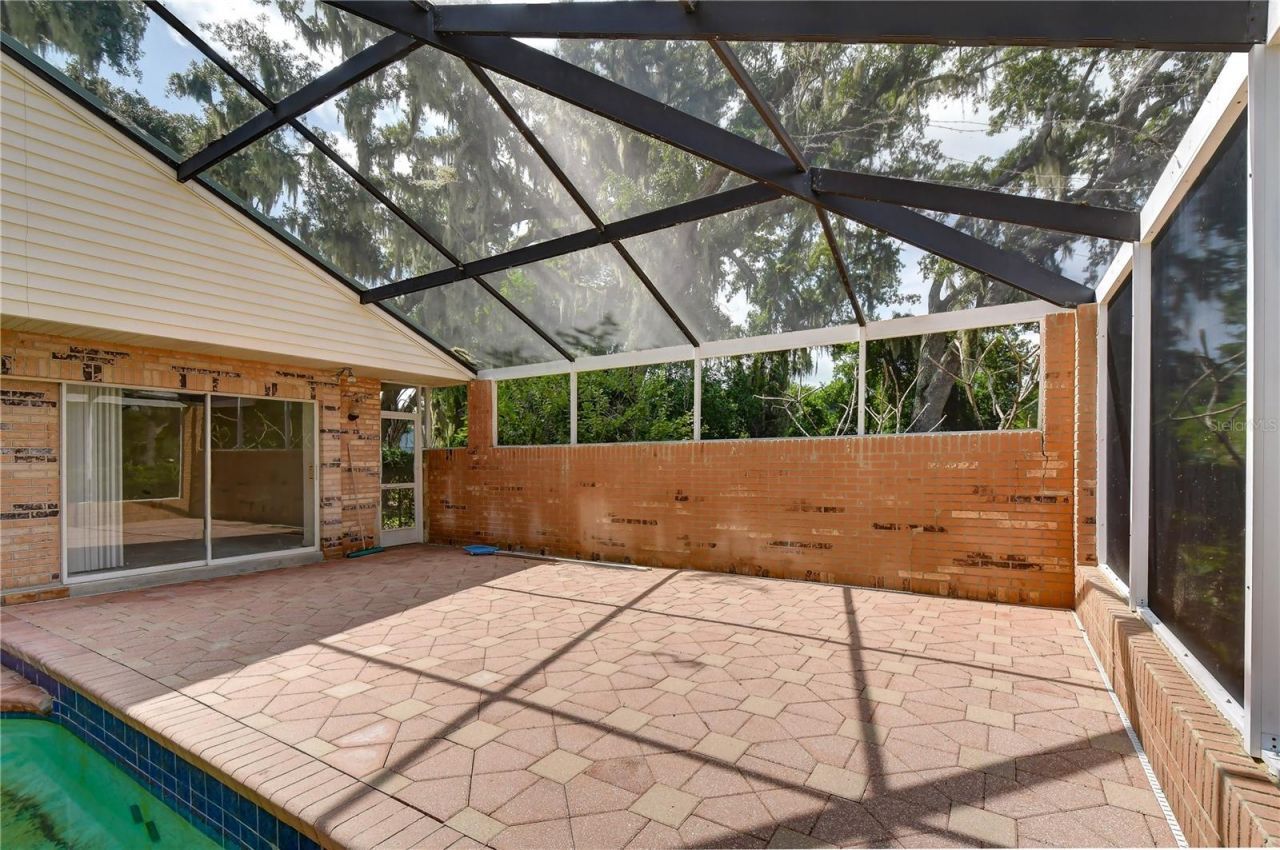 914 S Miller Road, Valrico, FL 33594 Photo