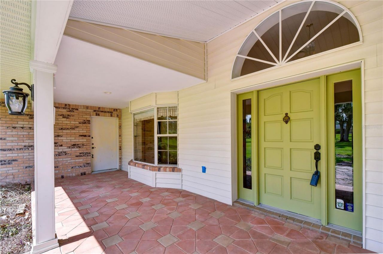 914 S Miller Road, Valrico, FL 33594 Photo