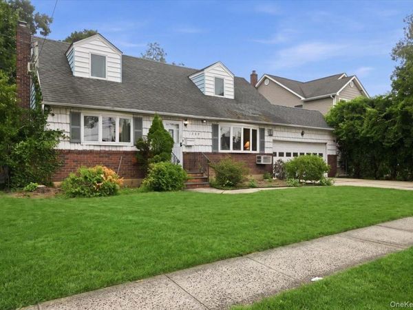1935 Lenox Avenue , East Meadow, NY 11554