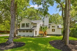 1134 Greenview Lane photo 4