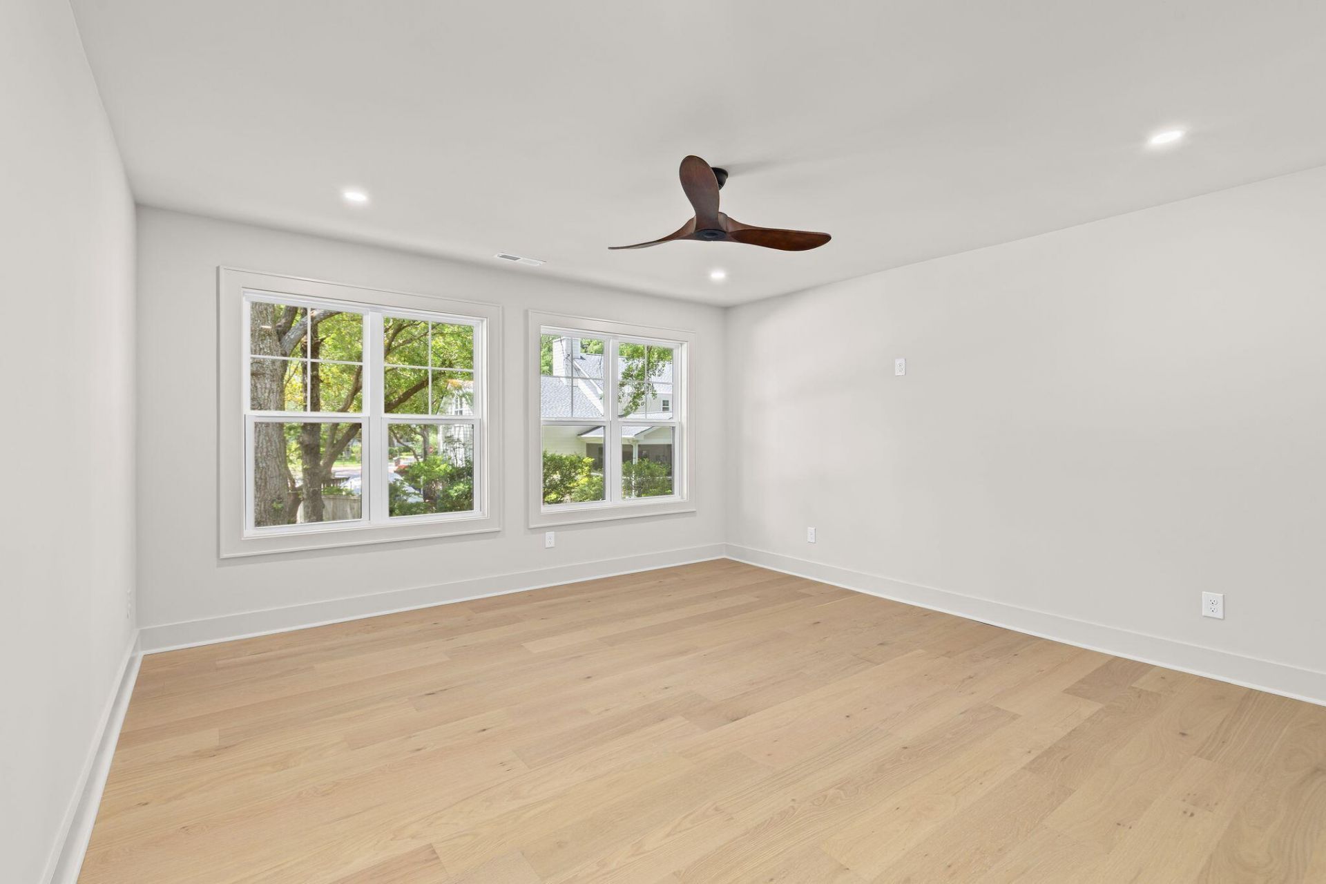 1134 Greenview Lane Photo 42
