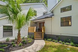 1134 Greenview Lane photo 4