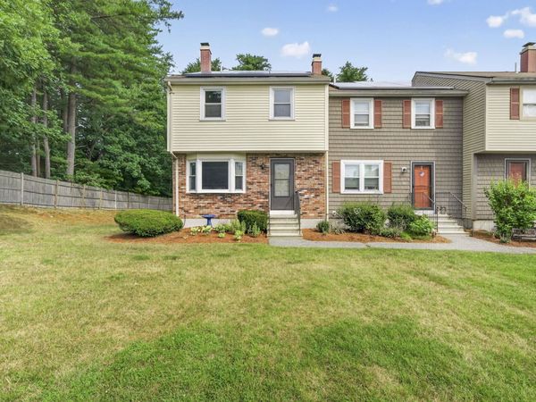 24 Stonegate Lane, Derry, NH 03038