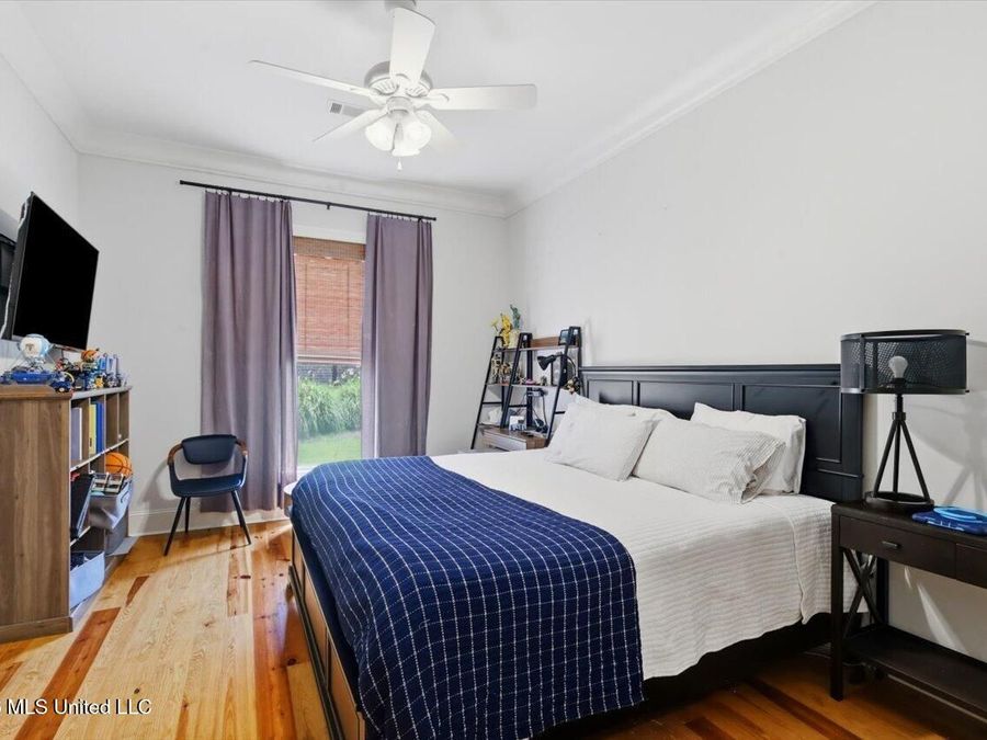 Property Image 35