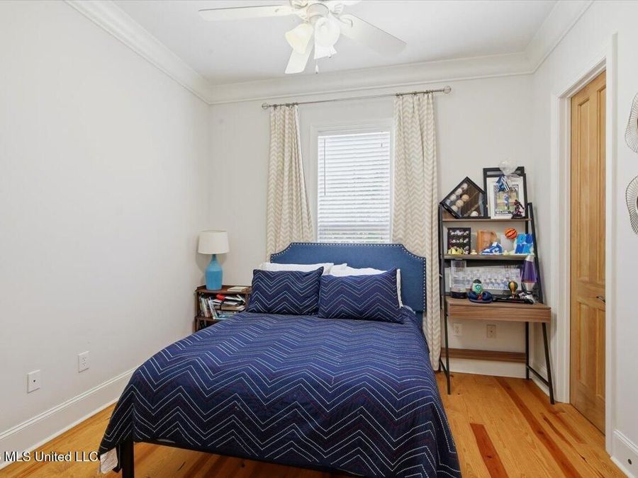 Property Image 37