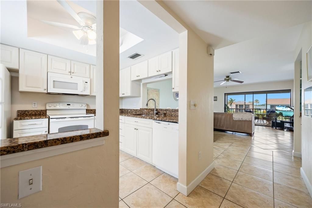 3813 SE 11th Pl , Unit 1214, Cape Coral, FL 33904 Photo