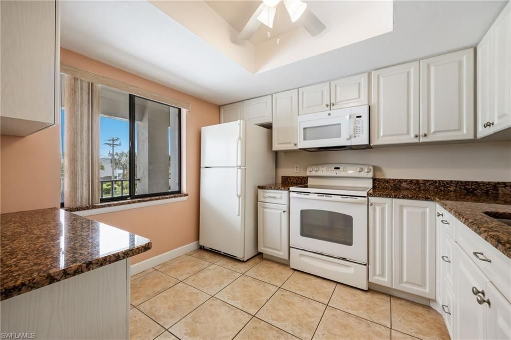 3813 SE 11th Pl , Unit 1214, Cape Coral, FL 33904 Photo