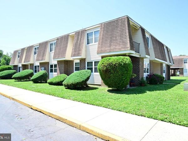 29 8 FLORENCE TOLLGATE PLACE, Unit 8, BURLINGTON, NJ 08016