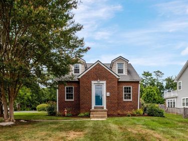 34 S PERSHING DRIVE, ARLINGTON, VA 22204