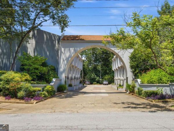 856 Saint Charles Avenue NE, Unit 8, Atlanta, GA 30306