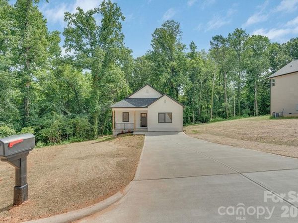 504 N Pine Street , Cherryville, NC 28021