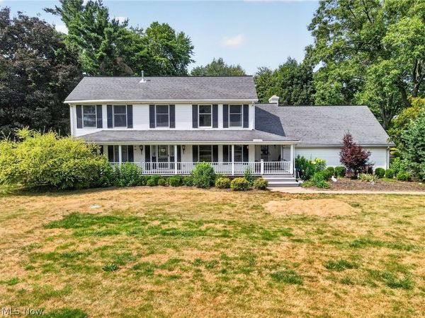 12 Square Circle Drive , Madison, OH 44057
