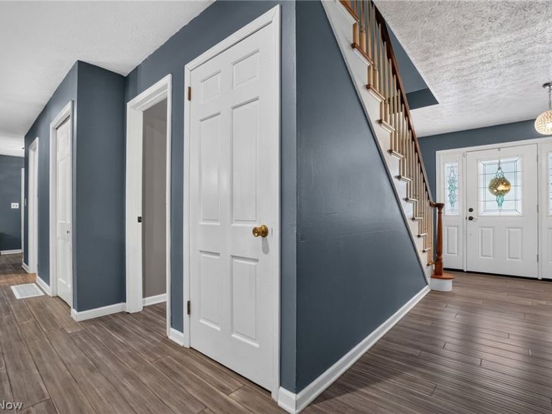 12 Square Circle Drive , Madison, OH 44057 Photo 5