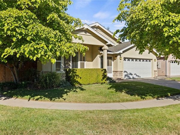30 Herlax, Chico, CA 95926