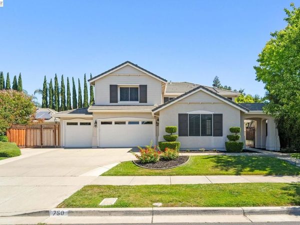 750 Trinity Hills Ln, Livermore, CA 94550