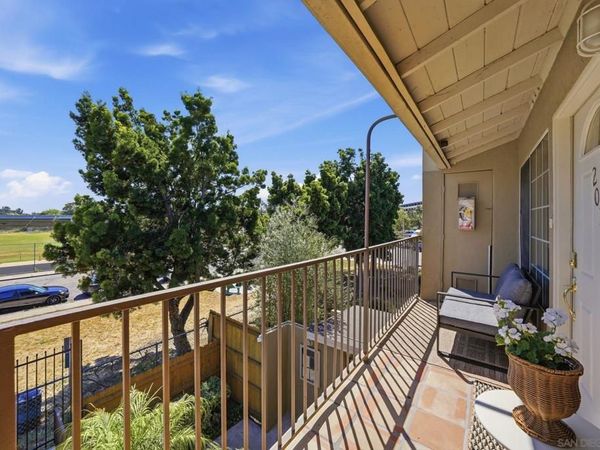 4775 Seminole Dr, Unit 201, San Diego, CA 92115