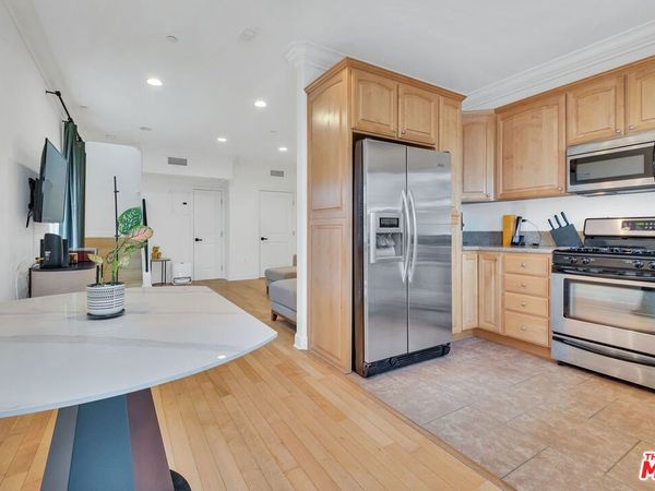 5312 Denny Avenue, Unit 7, North Hollywood, CA 91601