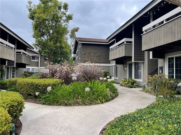 61 Streamwood, Unit 61, Irvine, CA 92620