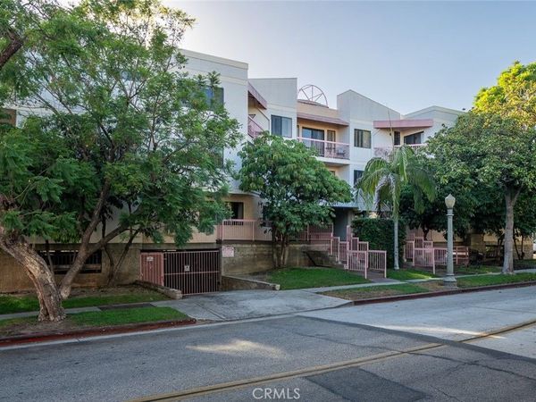 345 N Jackson Street, Unit 205, Glendale, CA 91206